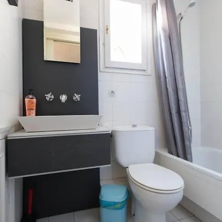 Lovely Apartment With A Terrace * Barcelona